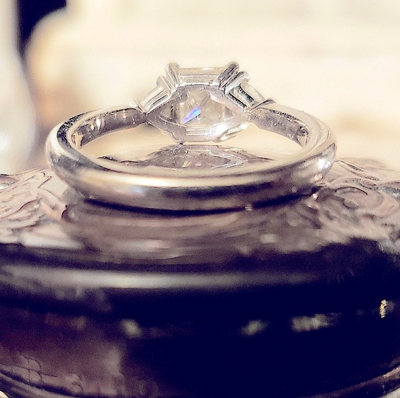 💖 NEAR FLAWLESS, PALLADIUM Princess Cut, Diamond Engagement Ring - Picture 3 of 7